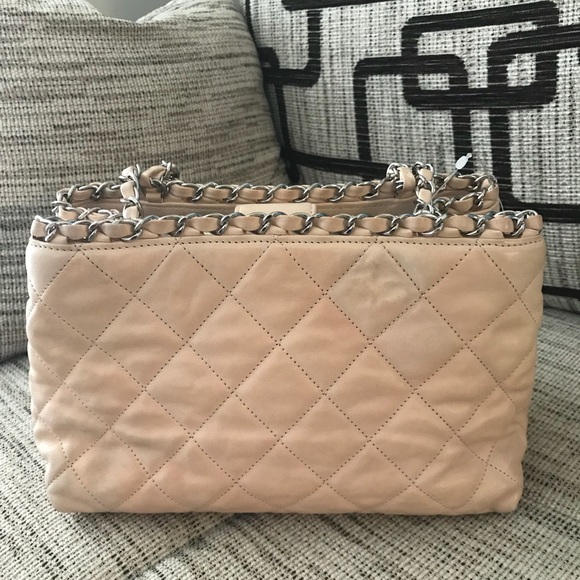 🚫sold🚫Chanel small chain me tote - Picture 4 of 7